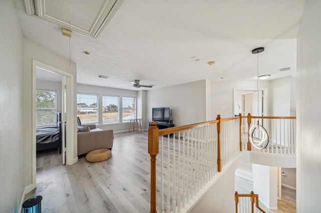 12310 Shadow Island Drive, Houston, TX 77082