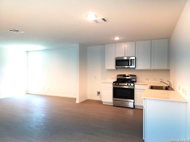 8624 Eucalyptus Hills, San Antonio, TX 78222