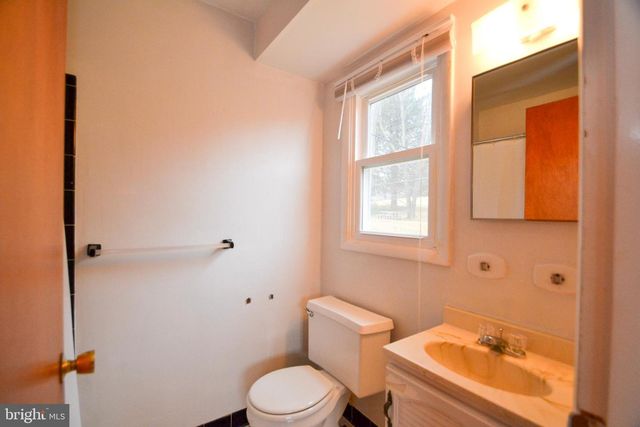 3 BROMWELL CT, Cockeysville, MD 21030