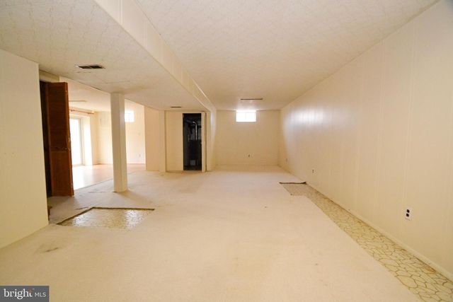 3 BROMWELL CT, Cockeysville, MD 21030