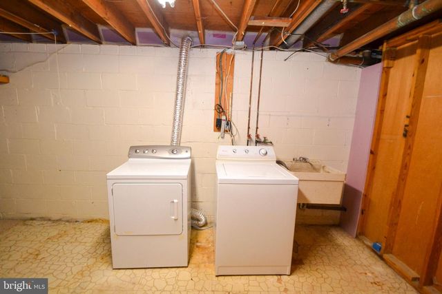 3 BROMWELL CT, Cockeysville, MD 21030