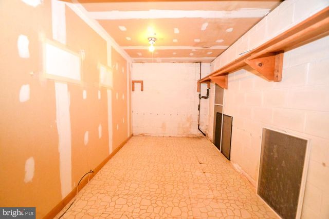 3 BROMWELL CT, Cockeysville, MD 21030