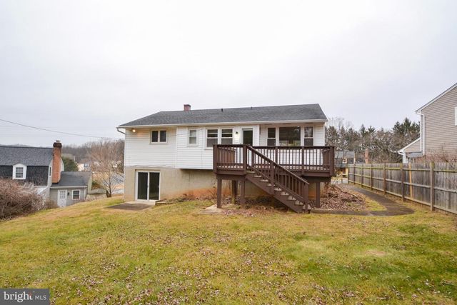 3 BROMWELL CT, Cockeysville, MD 21030