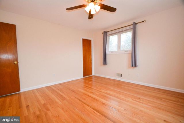 3 BROMWELL CT, Cockeysville, MD 21030