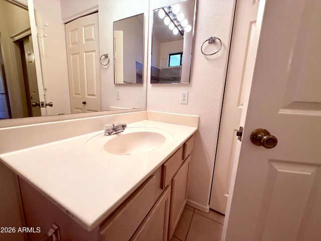 6730 E PRESTON Street 18, Mesa, AZ 85215