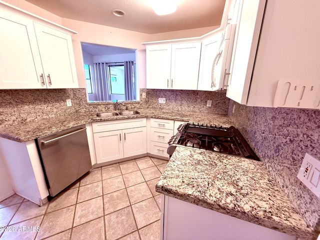 6730 E PRESTON Street 18, Mesa, AZ 85215