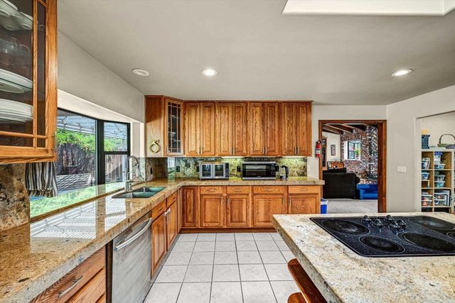 3056 Overhill Drive, Vista, CA 92084