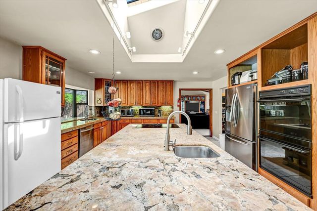 3056 Overhill Drive, Vista, CA 92084