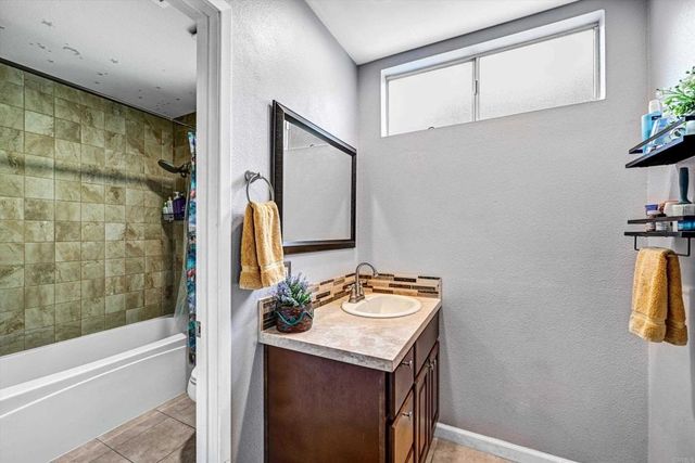 3056 Overhill Drive, Vista, CA 92084