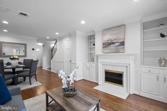 668 S COLUMBUS ST, Alexandria, VA 22314