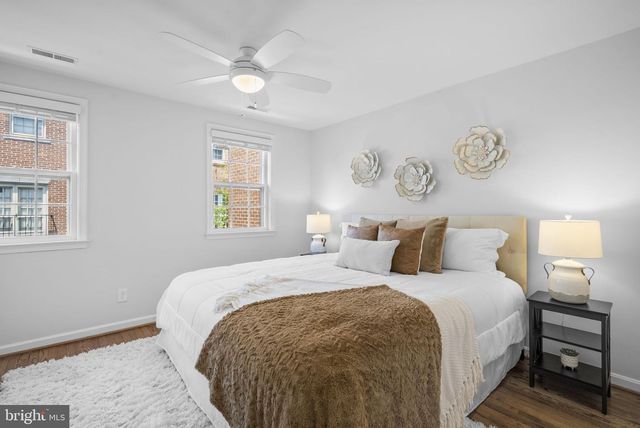 668 S COLUMBUS ST, Alexandria, VA 22314