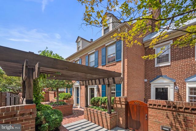 668 S COLUMBUS ST, Alexandria, VA 22314