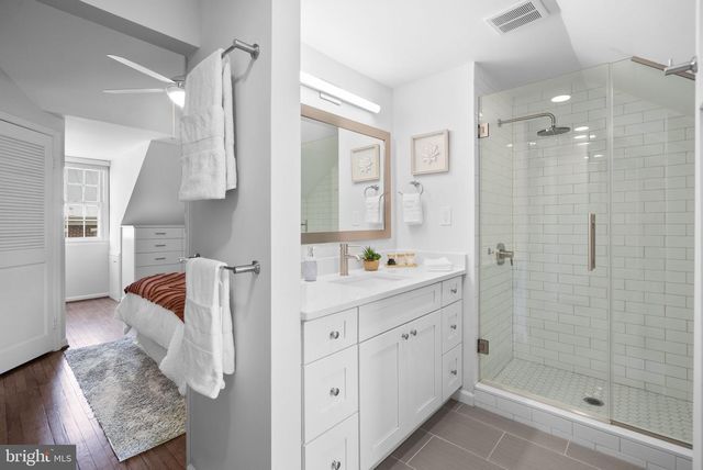 668 S COLUMBUS ST, Alexandria, VA 22314