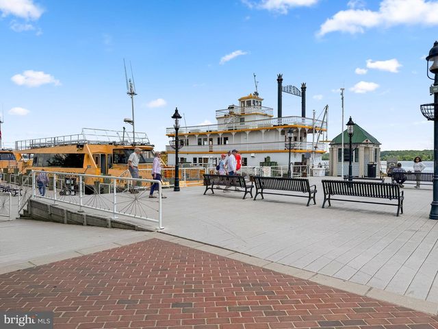 668 S COLUMBUS ST, Alexandria, VA 22314