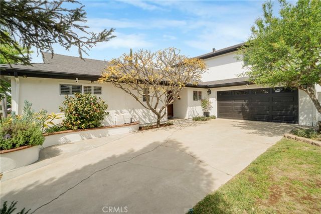 1681 Blueberry Way, Tustin, CA 92780