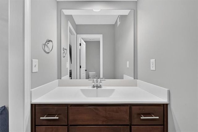 9117 W 178th Street, Overland Park, KS 66013