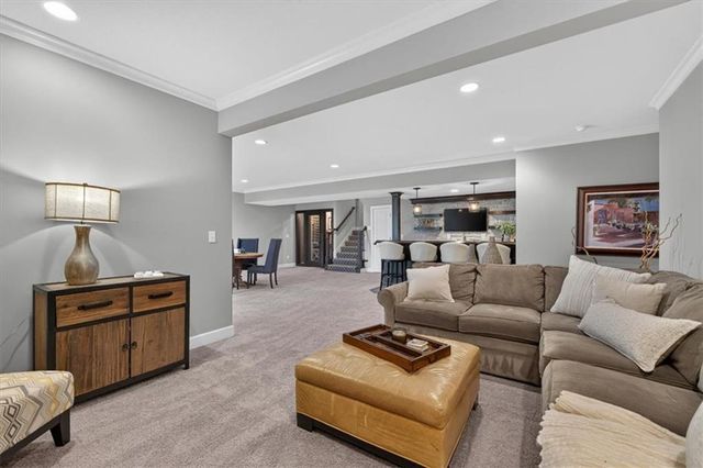 9117 W 178th Street, Overland Park, KS 66013