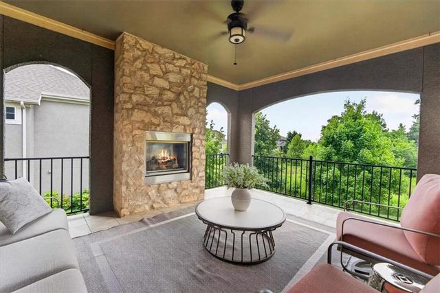 9117 W 178th Street, Overland Park, KS 66013
