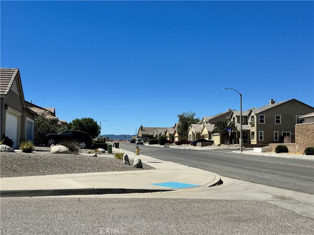 10983 Bay Shore Street, Victorville, CA 92392