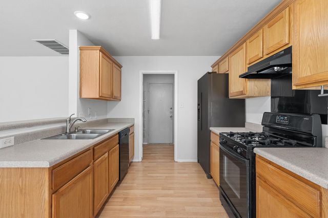 2516 Socorro BND, Leander, TX 78641