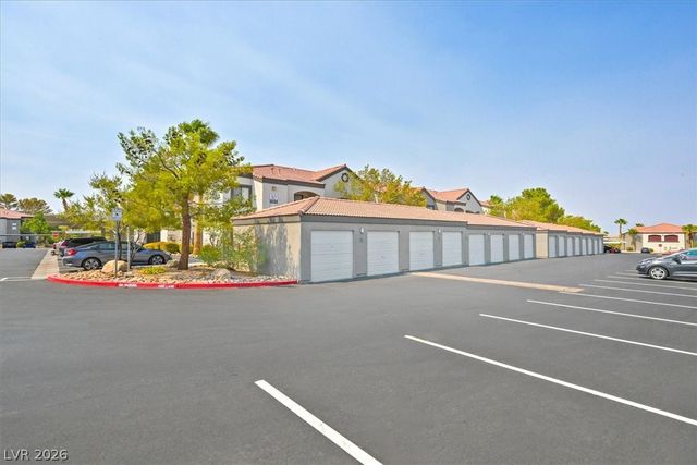 950 Seven Hills Drive 116, Henderson, NV 89052