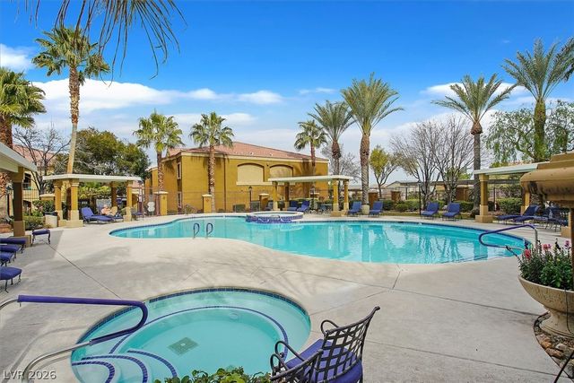 950 Seven Hills Drive 116, Henderson, NV 89052