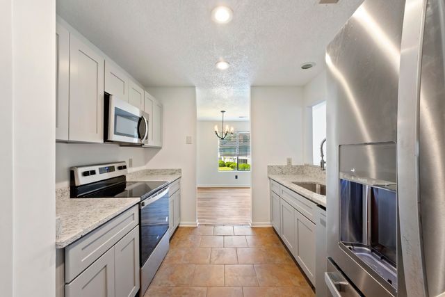 607 Waterwood Drive, Goose Creek, SC 29445