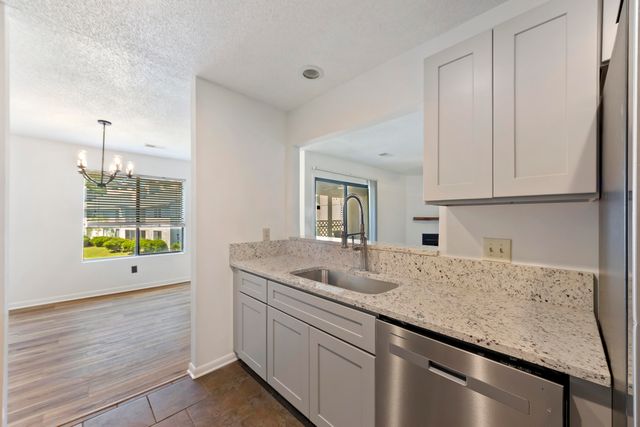 607 Waterwood Drive, Goose Creek, SC 29445