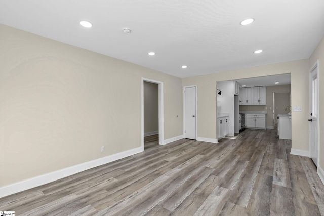 19 Mclean Street, Greenville, SC 29611