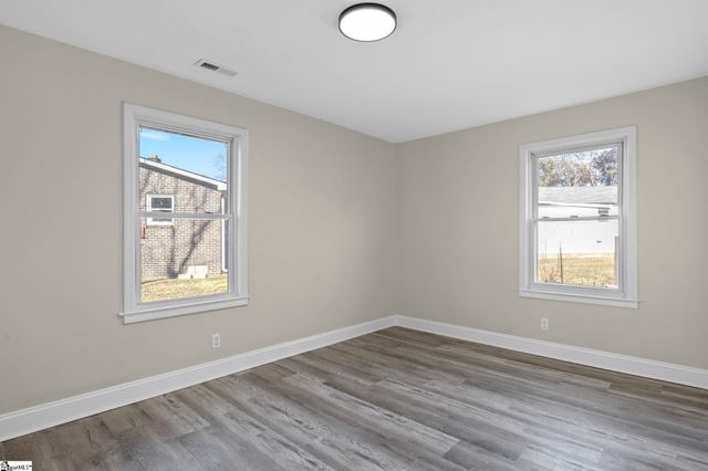 19 Mclean Street, Greenville, SC 29611