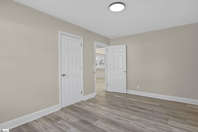 19 Mclean Street, Greenville, SC 29611