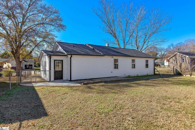 19 Mclean Street, Greenville, SC 29611