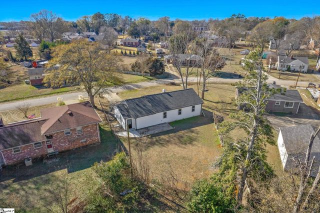 19 Mclean Street, Greenville, SC 29611