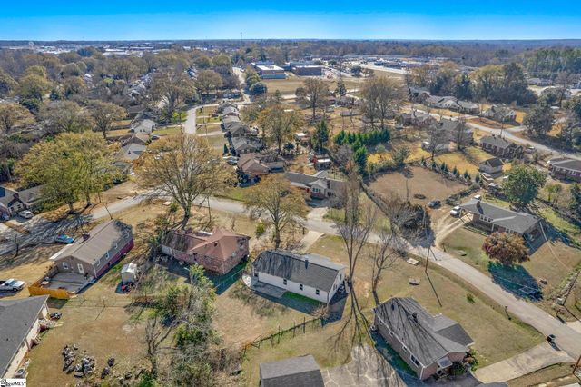 19 Mclean Street, Greenville, SC 29611