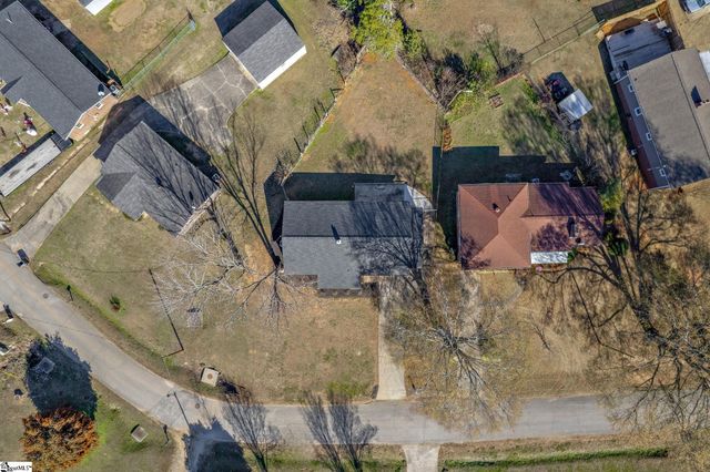 19 Mclean Street, Greenville, SC 29611