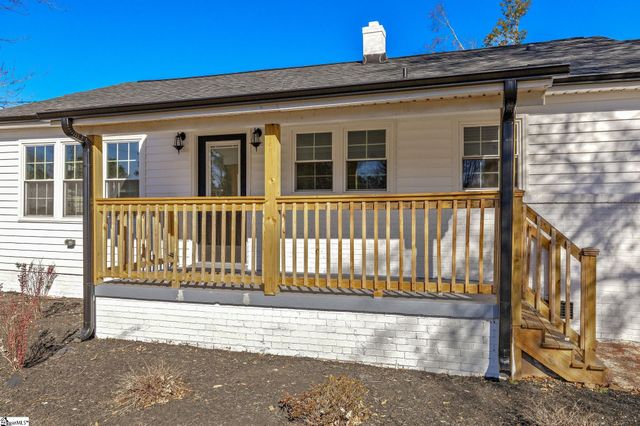 19 Mclean Street, Greenville, SC 29611