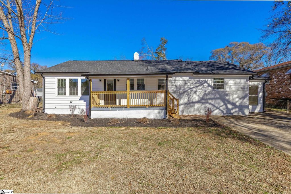 19 Mclean Street, Greenville, SC 29611