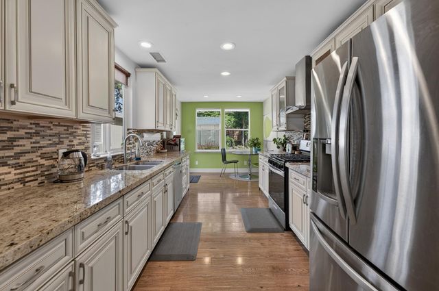 5525 Kenneth Ave, Carmichael, CA 95608