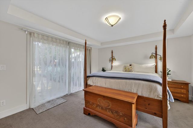 5525 Kenneth Ave, Carmichael, CA 95608