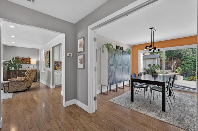 5525 Kenneth Ave, Carmichael, CA 95608