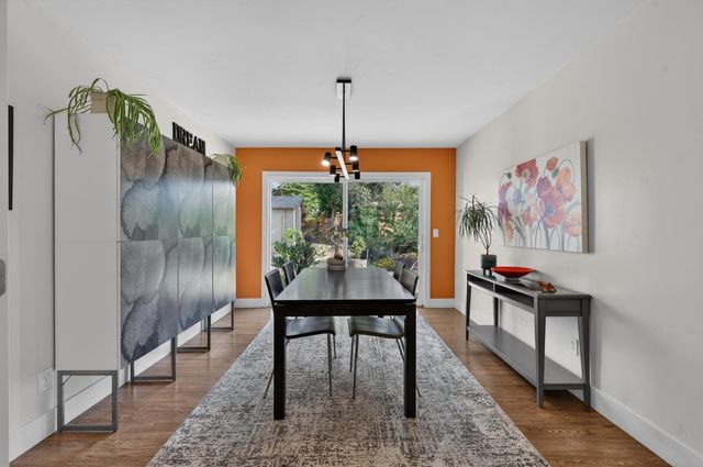 5525 Kenneth Ave, Carmichael, CA 95608