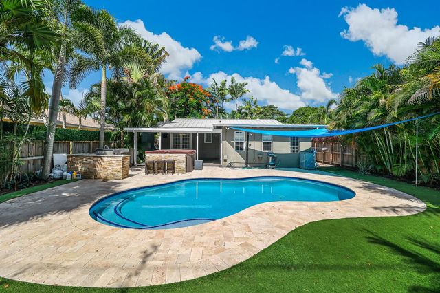 1432 NE 2ND Avenue, Fort Lauderdale, FL 33304