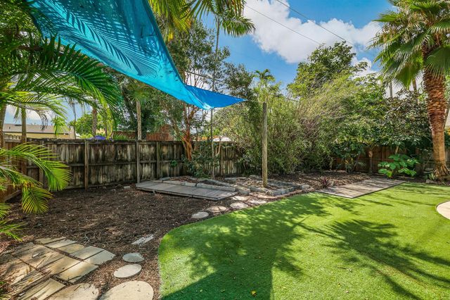 1432 NE 2ND Avenue, Fort Lauderdale, FL 33304