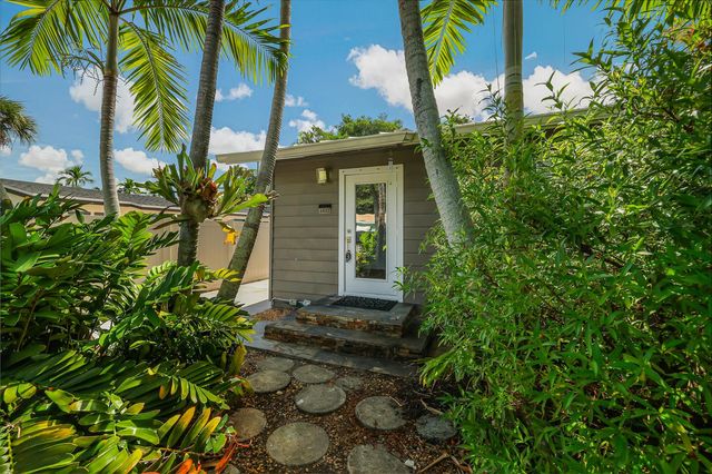 1432 NE 2ND Avenue, Fort Lauderdale, FL 33304