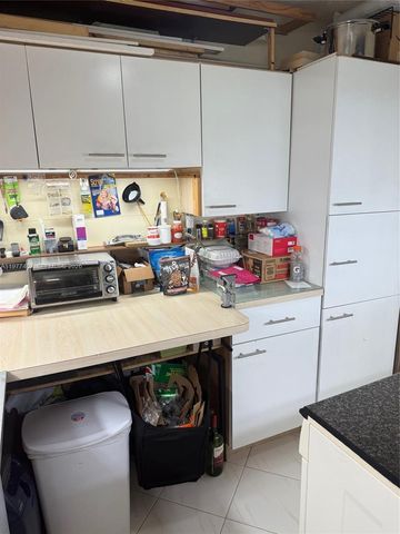 4940 E Sabal Palm Blvd 203, Tamarac, FL 33319