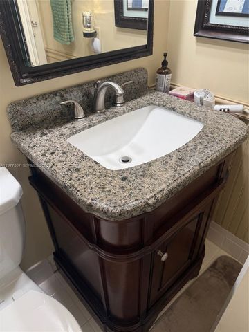 4940 E Sabal Palm Blvd 203, Tamarac, FL 33319