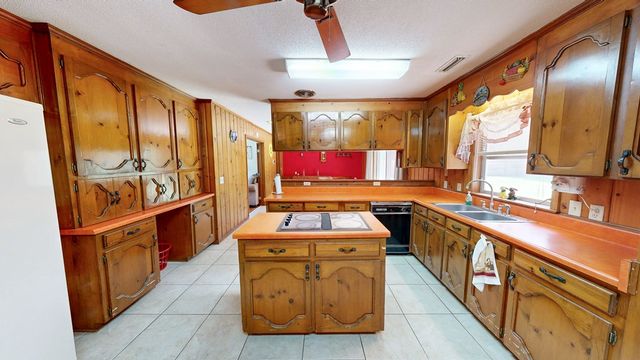 200 Pinecrest Drive, Dothan, AL 36301