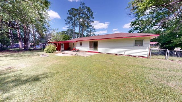 200 Pinecrest Drive, Dothan, AL 36301