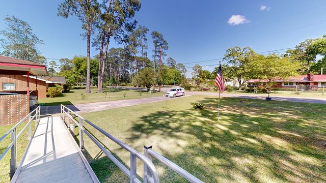 200 Pinecrest Drive, Dothan, AL 36301