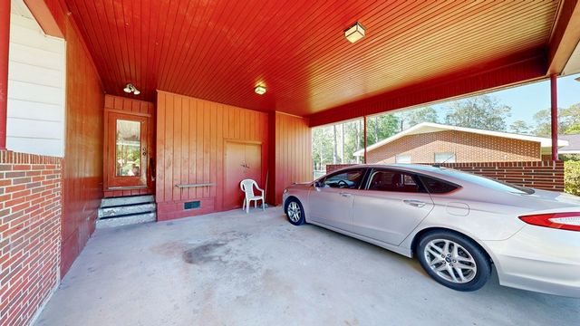 200 Pinecrest Drive, Dothan, AL 36301